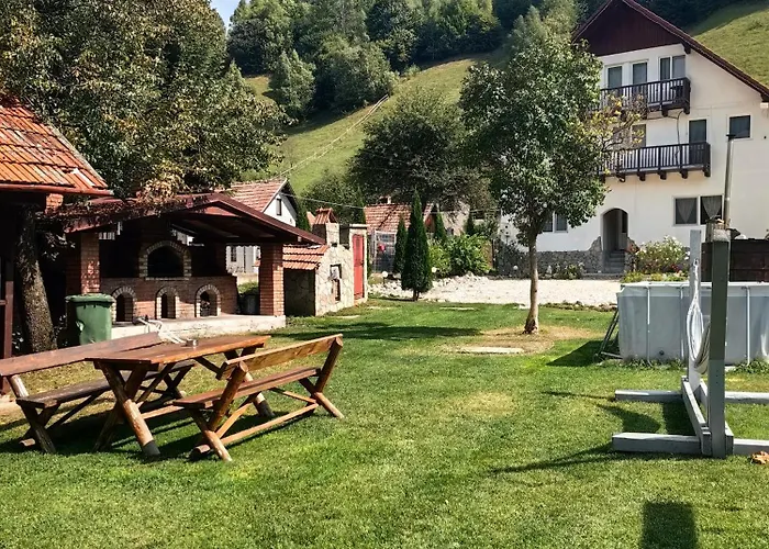 Voinescu House - Natural Living & Eating