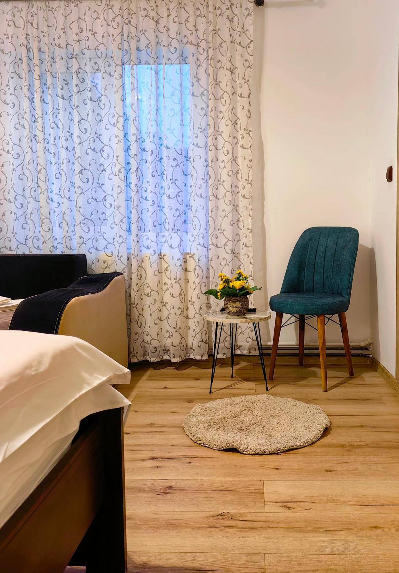 Farm stay Voinescu House - Natural Living & Eating *