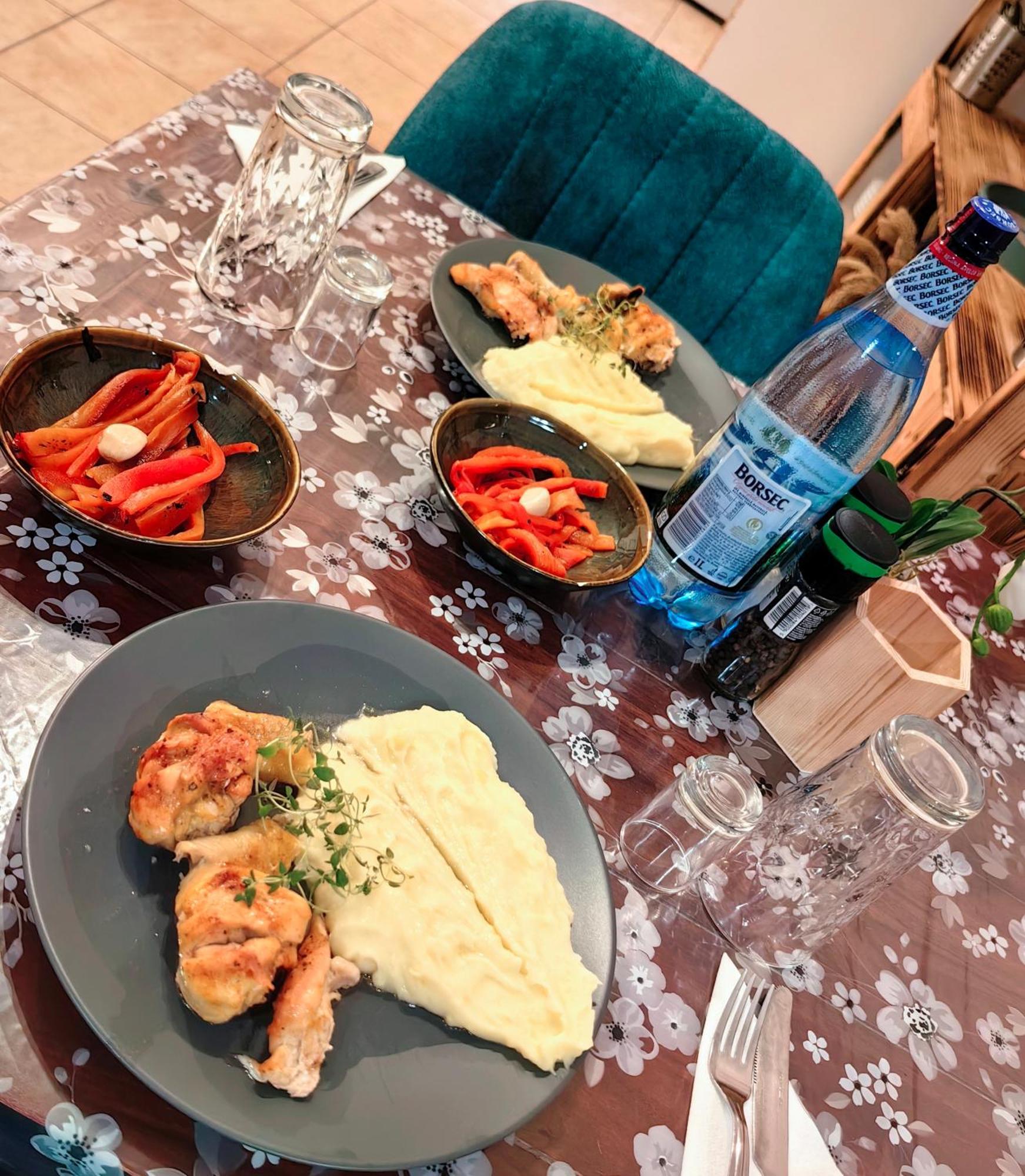 Voinescu House - Natural Living&eating Pensiune agroturistice Simon